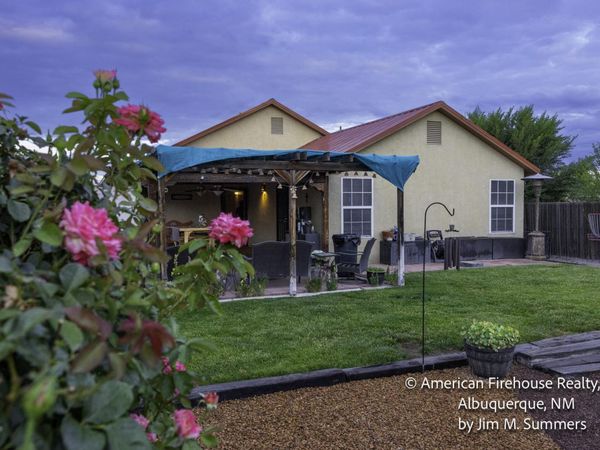 2420 Tompiro Road NW, Albuquerque, NM 87120