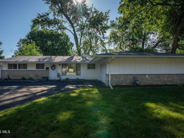 2930 Wicklow Road, Toledo, OH 43606