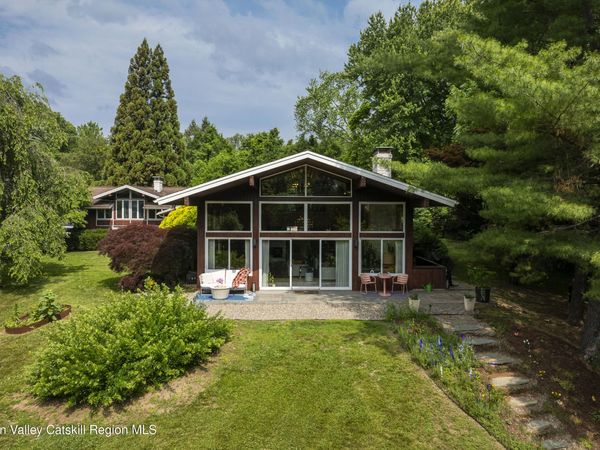 24 James Street, Marlboro, NY 12542