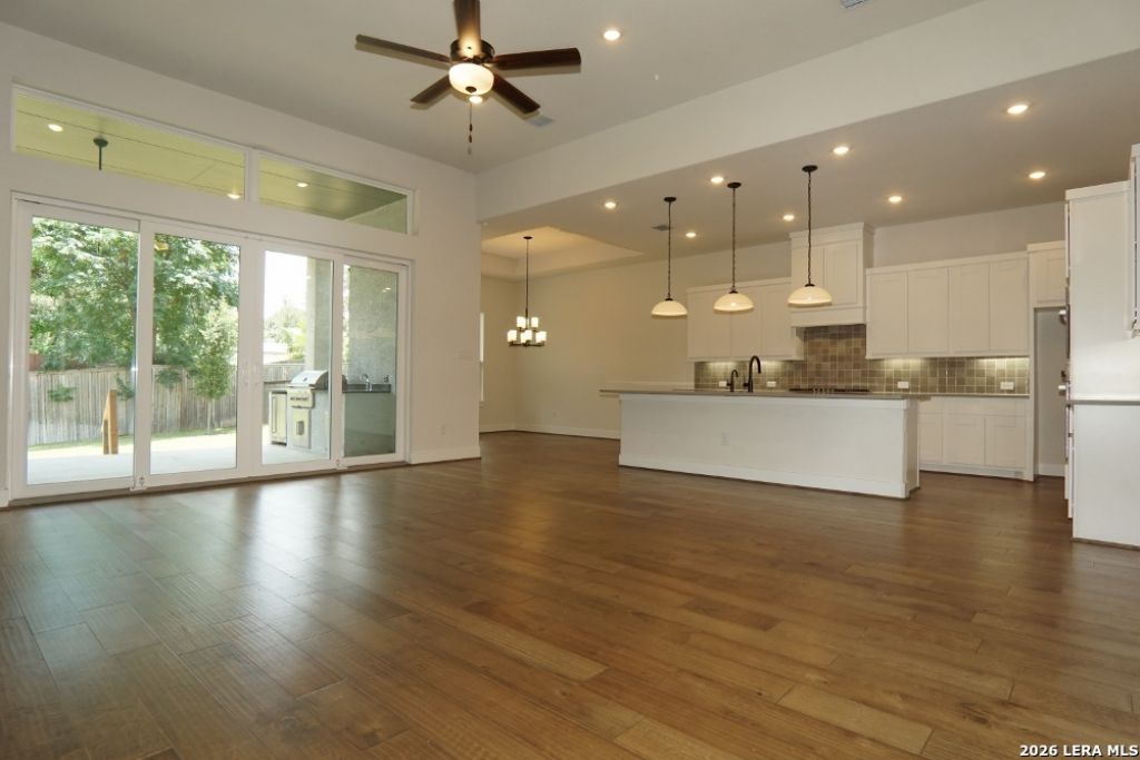 2710 Creekside View, San Antonio, TX 78230 Main Photo