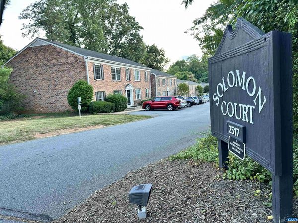 2517 HYDRAULIC RD, Unit 86, Charlottesville, VA 22901