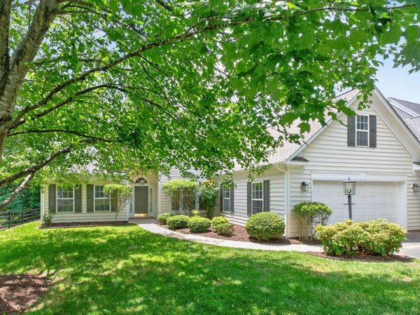 970 CHARTER OAKS DR, Charlottesville, VA 22901