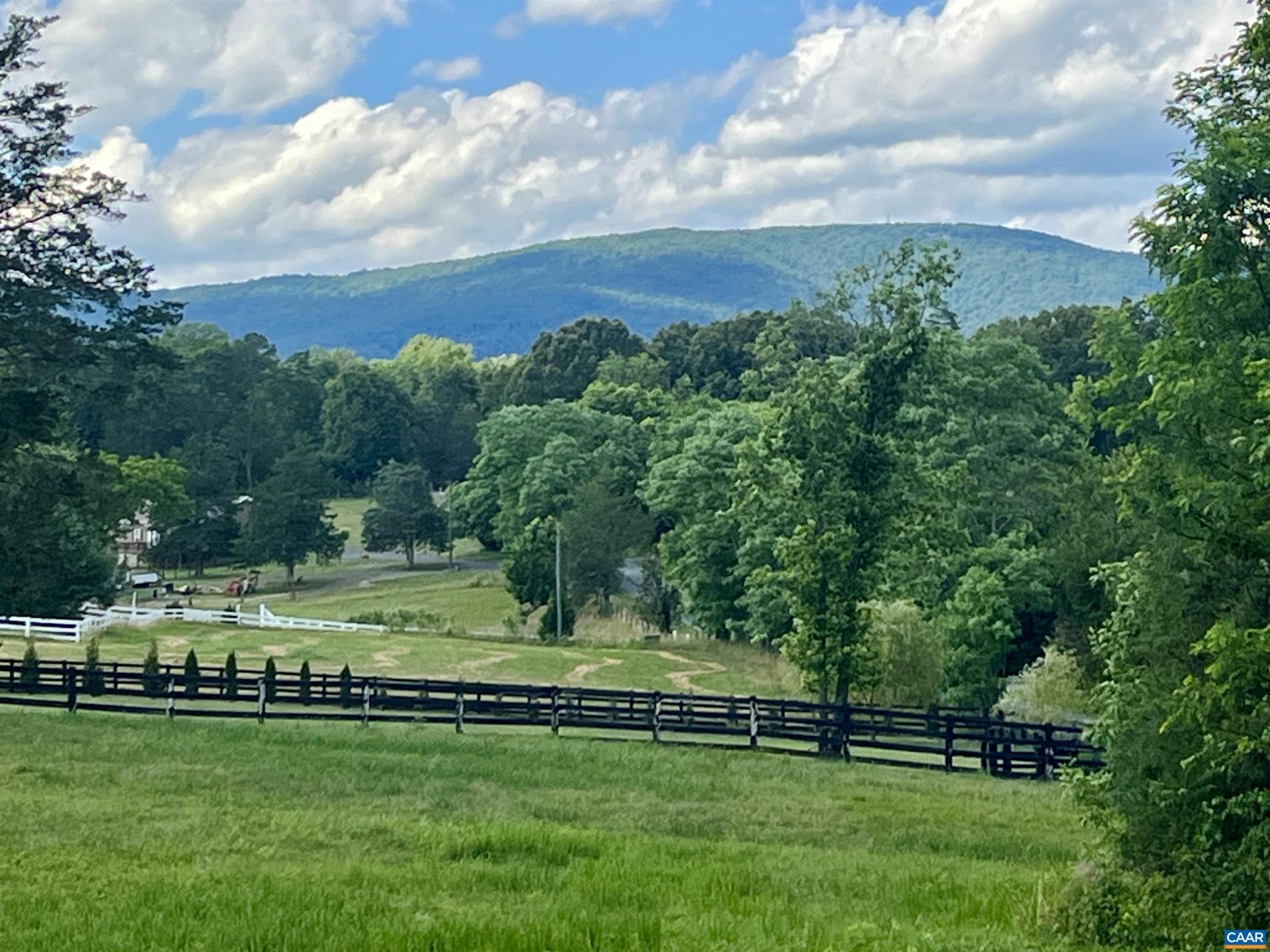 Burchs Creek Rd, Crozet, VA 22932 Main Photo