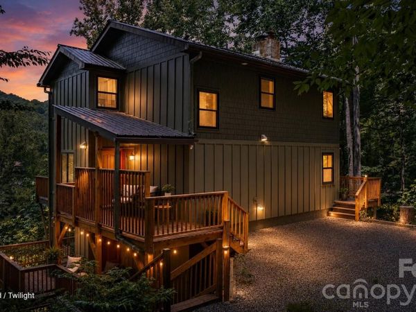 549 Clubhouse Drive , Banner Elk, NC 28604