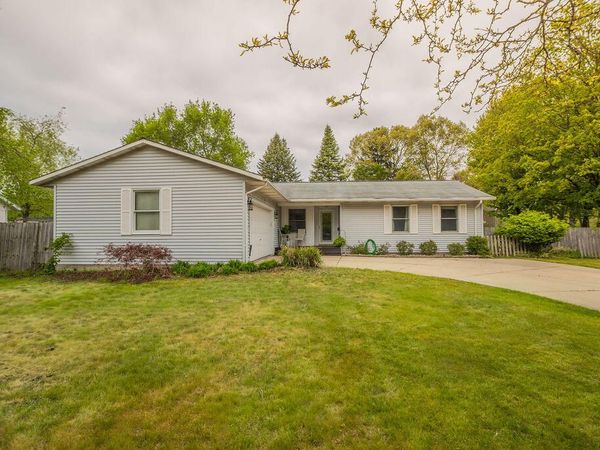 1508 Hendrick Road, Muskegon, MI 49441