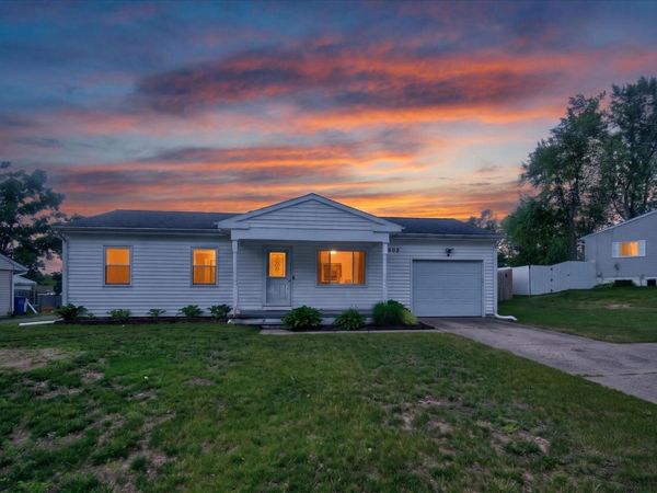 5605 Holly Drive, Jackson, MI 49201