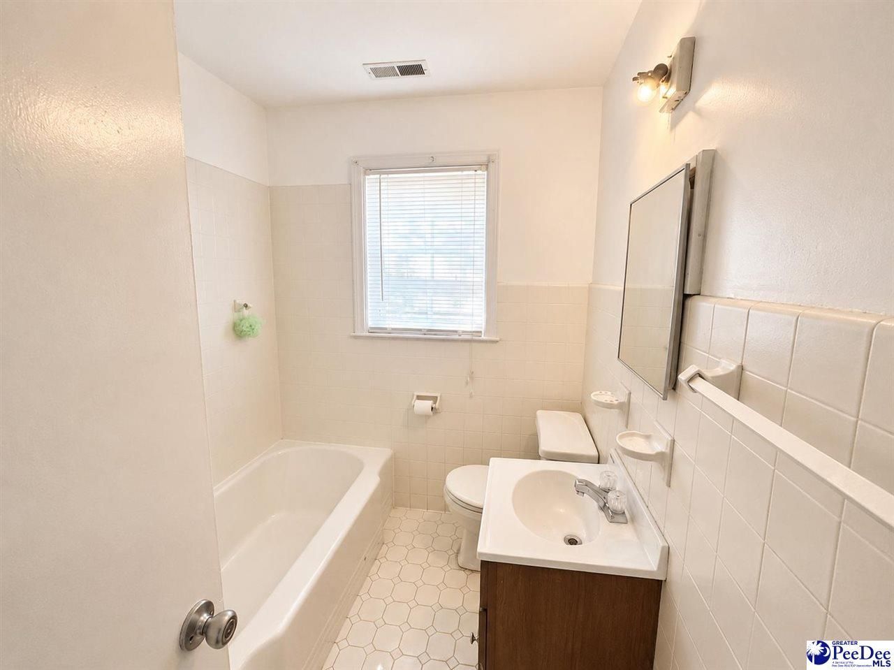 107 Sumter Street Photo 11