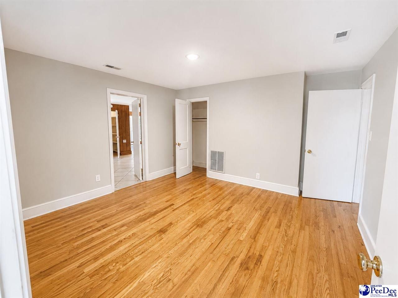 107 Sumter Street Photo 7