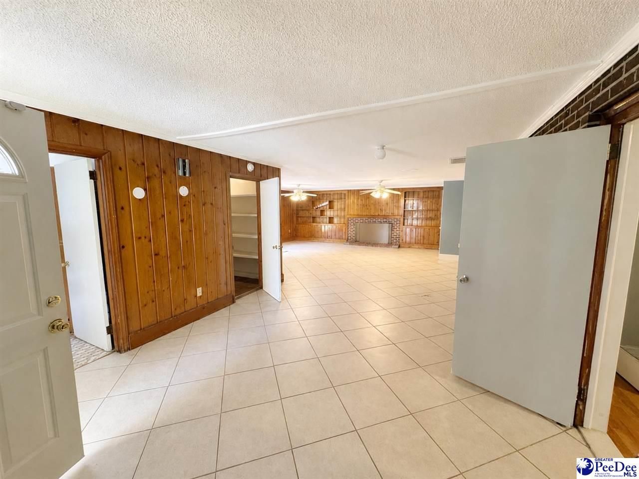 107 Sumter Street Photo 8
