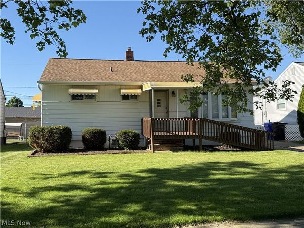 16124 Holland Road , Brook Park, OH 44142