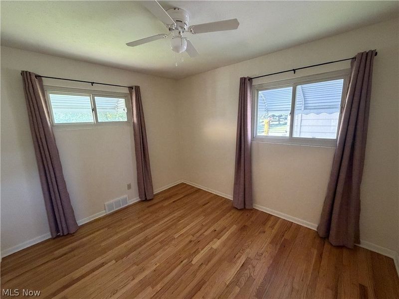 16124 Holland Road , Brook Park, OH 44142 Photo 7