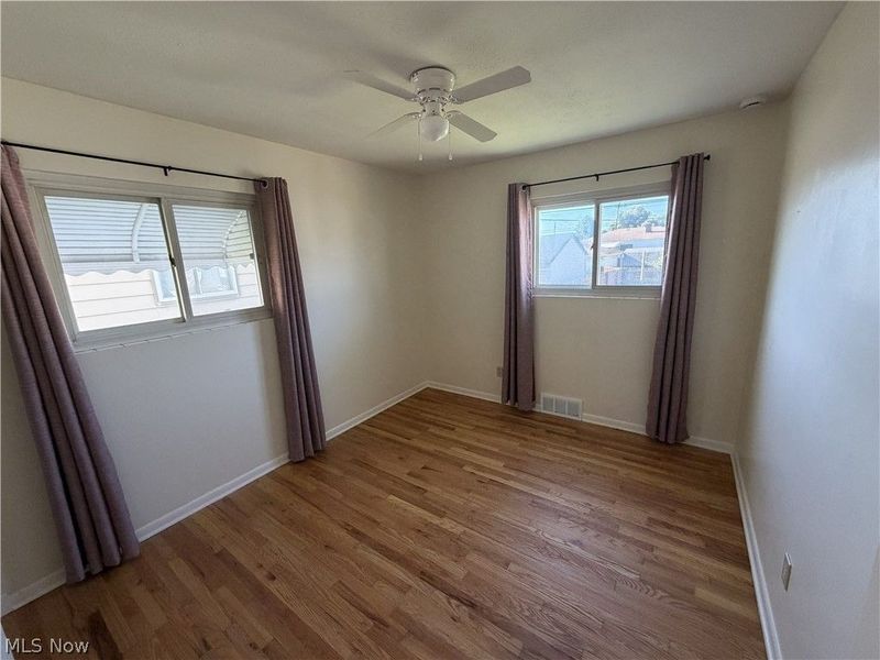 16124 Holland Road , Brook Park, OH 44142 Photo 9