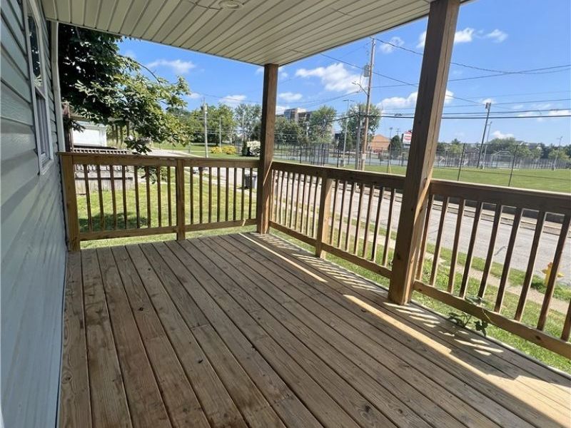 454 Kling Street , Akron, OH 44311 Photo 2