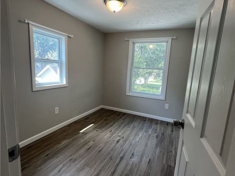 454 Kling Street , Akron, OH 44311 Photo 7