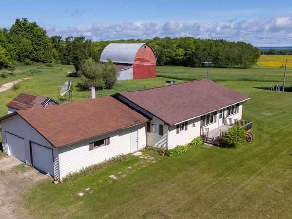 7663 OO.25 Road Road, Garden Twp, MI 49835