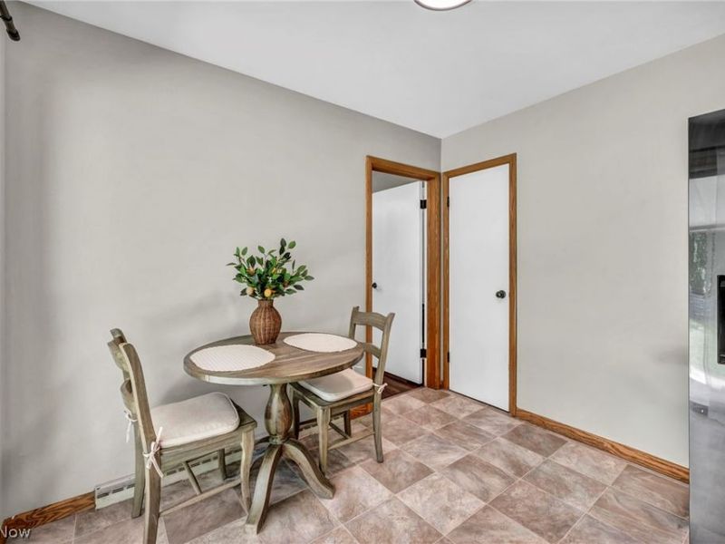 4717 Shriver Road, North Canton, OH 44720 Photo 16