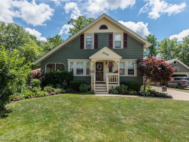 5364 Summit Road , Lyndhurst, OH 44124 Photo 1