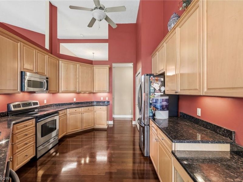 11512 Coopers Run, Strongsville, OH 44149 Photo 11