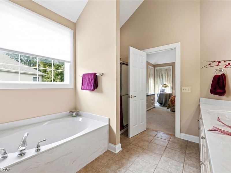 11512 Coopers Run, Strongsville, OH 44149 Photo 18