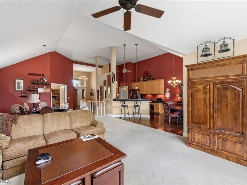 11512 Coopers Run, Strongsville, OH 44149 Photo 5