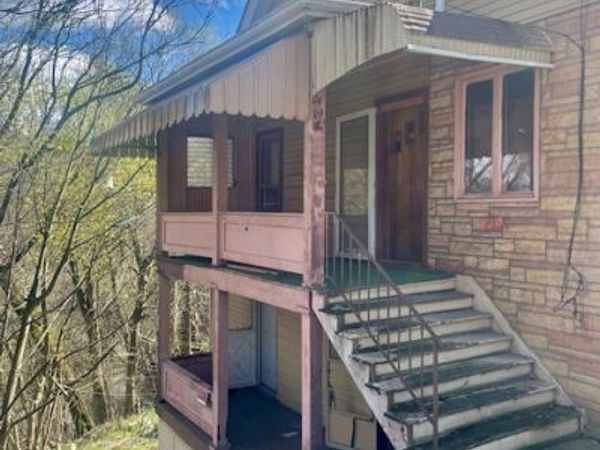 504 Chestnut St , Monessen, PA 15062