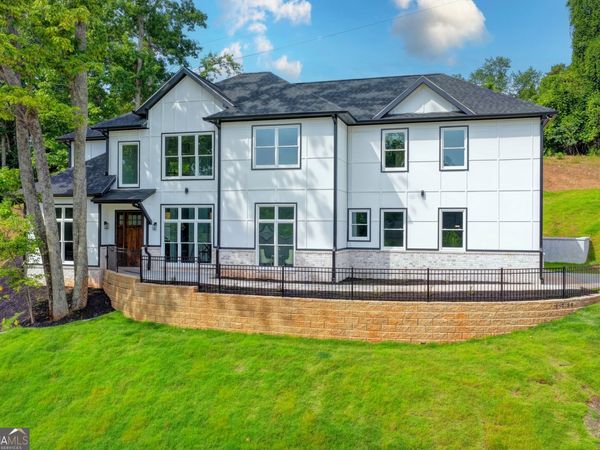 1238 Bloomsbury Lane, Gainesville, GA 30501
