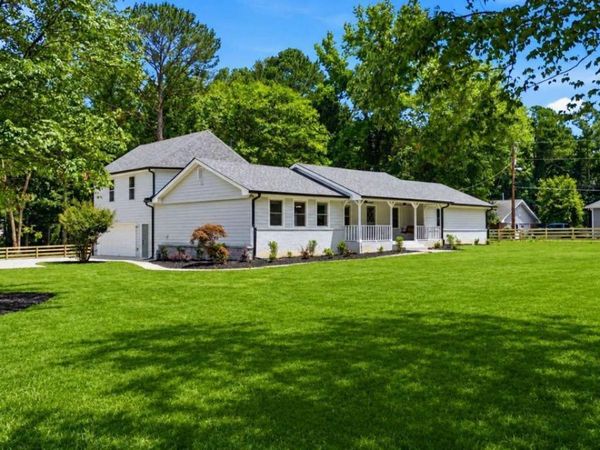 2450 tennyson trail, Grayson, GA 30017