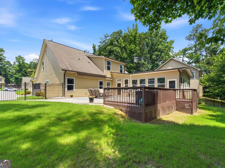 Property Image 38