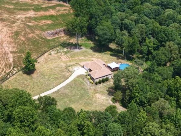 402 Renee Road, Pendergrass, GA 30567