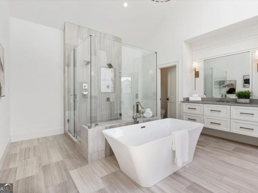 Property Image 64