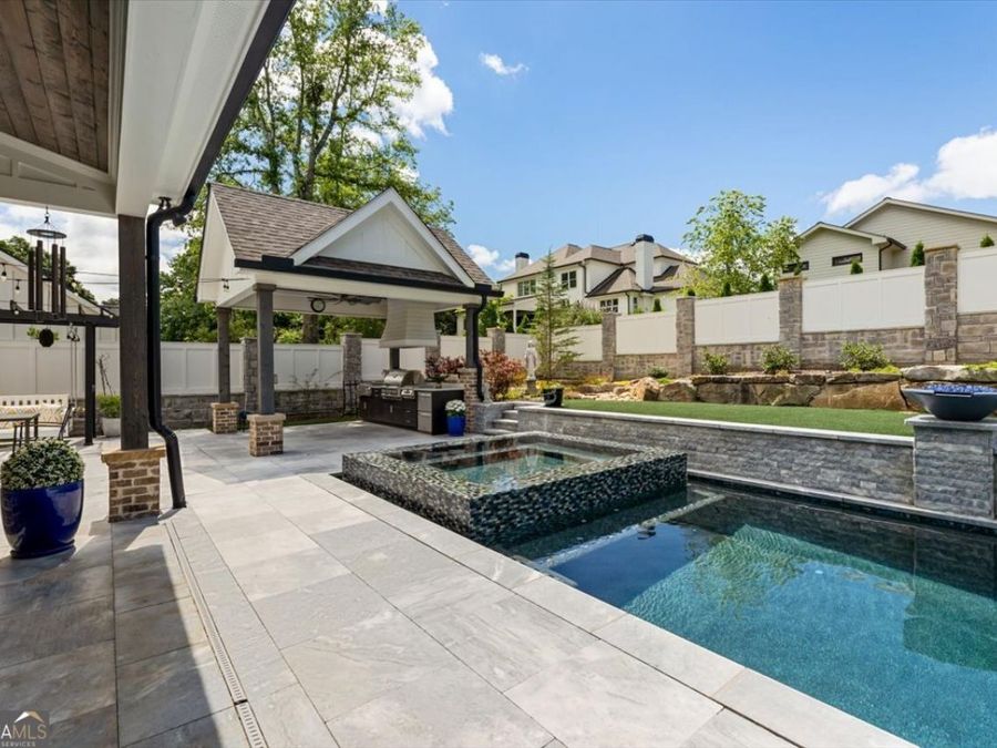 Property Image 80