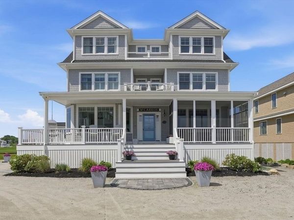 135 Glades Rd, Scituate, MA 02066
