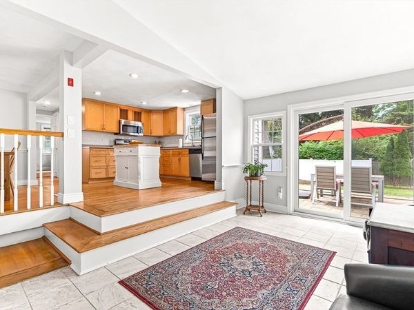 146 Hartford St, Natick, MA 01760