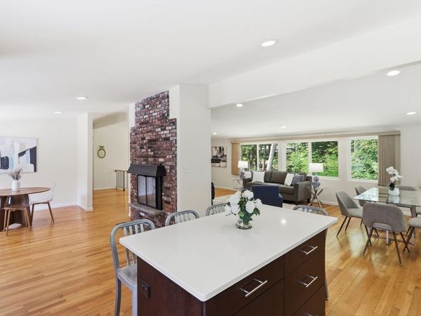 430 Heald Rd, Carlisle, MA 01741