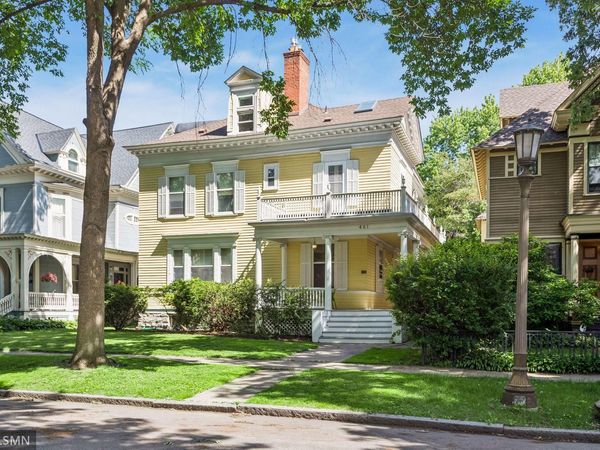 461 Holly Avenue, Unit 4, Saint Paul, MN 55102