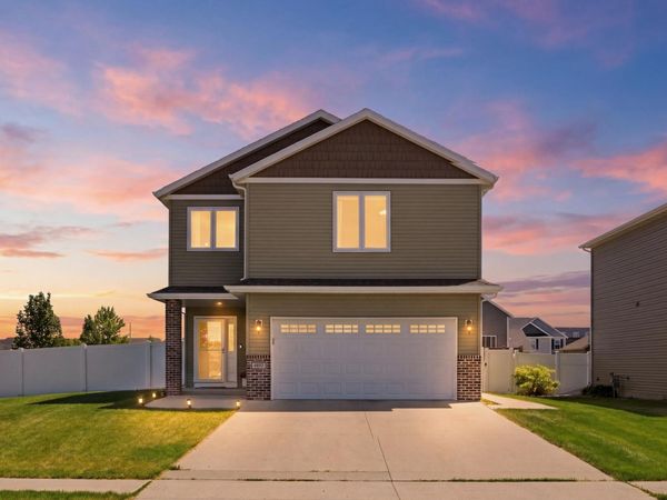 3101 6th Street E, West Fargo, ND 58078
