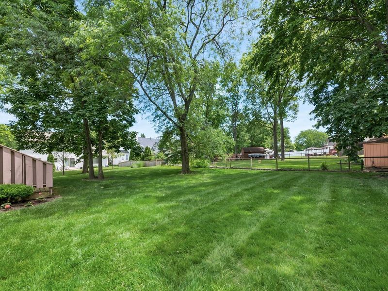 2711 Woodland Trail Drive, Columbus, OH 43231 Photo 30