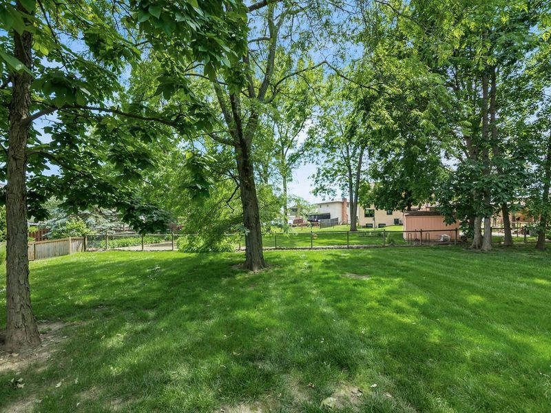 2711 Woodland Trail Drive, Columbus, OH 43231 Photo 38