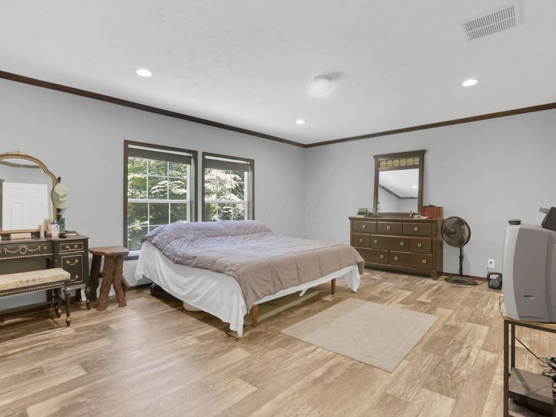 19354 DEERBERRY Lane , Rockbridge, OH 43149 Photo 24