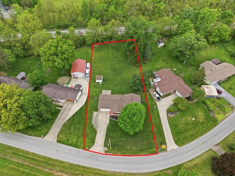 134 Greenbrier Road , Sunbury, OH 43074 Photo 2