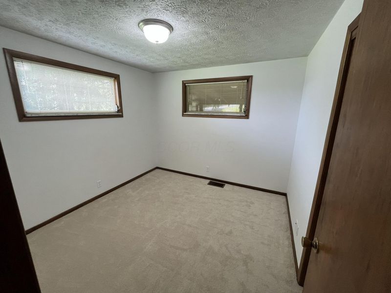 44 N West Street , Thornville, OH 43076 Photo 10