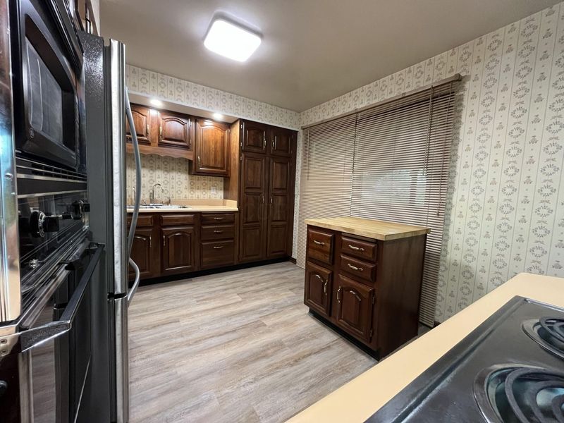 44 N West Street , Thornville, OH 43076 Photo 6
