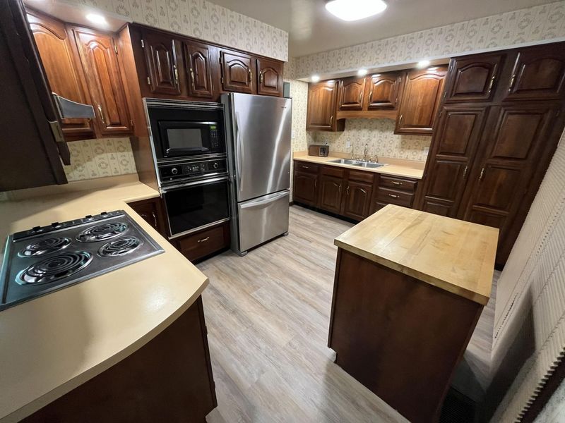 44 N West Street , Thornville, OH 43076 Photo 7
