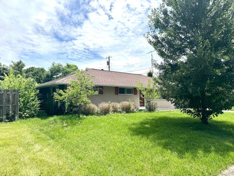 3918 Cordell Drive, Kettering, OH 45439 Photo 2