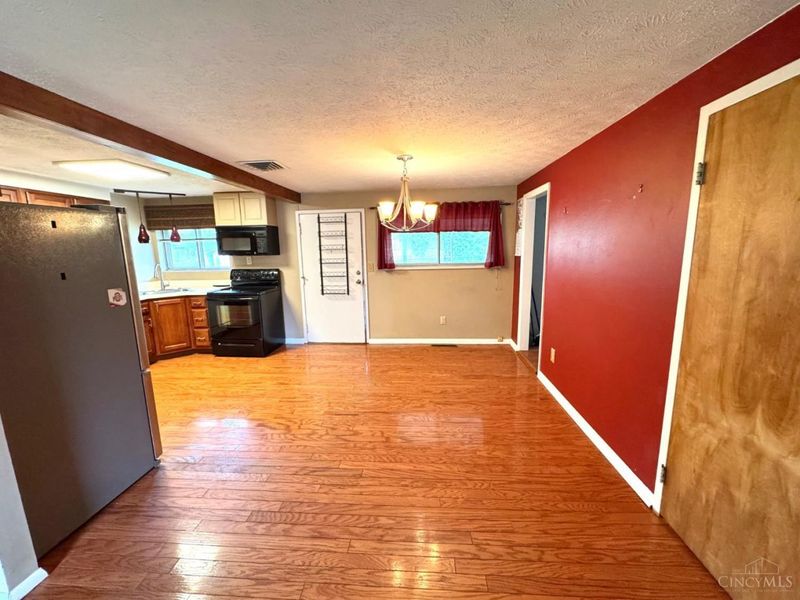 3918 Cordell Drive, Kettering, OH 45439 Photo 5