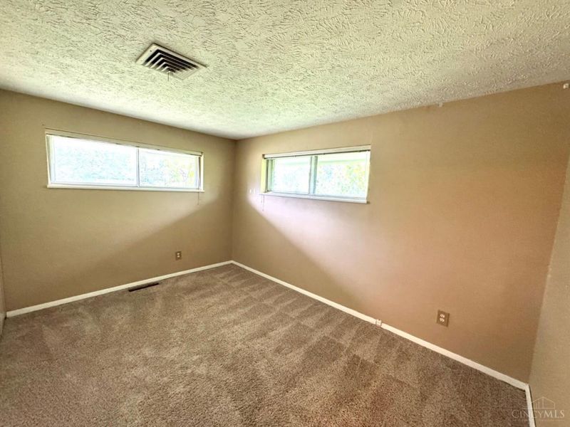 3918 Cordell Drive, Kettering, OH 45439 Photo 8