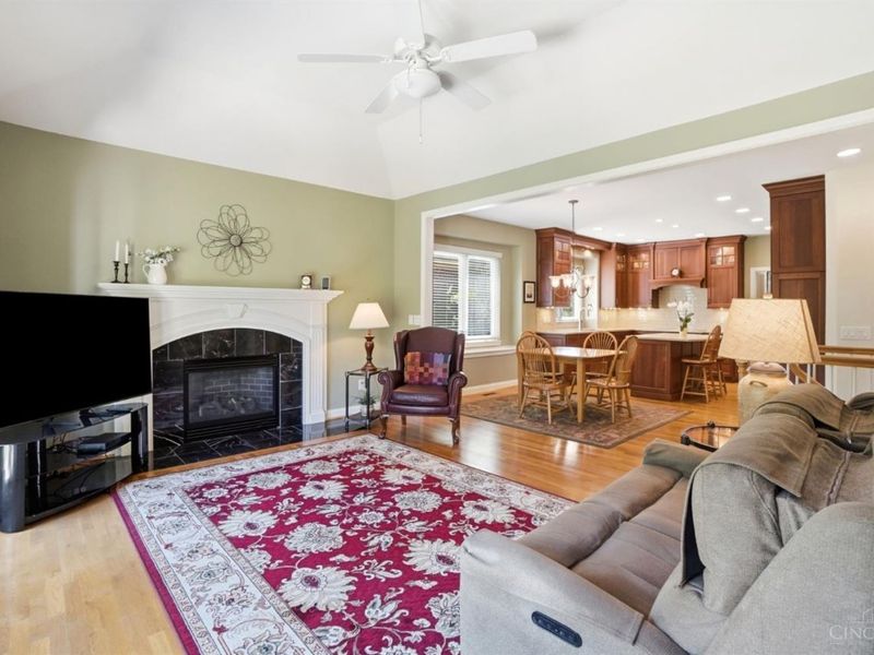 8072 Carnaby Lane, Sycamore Township, OH 45249 Photo 25