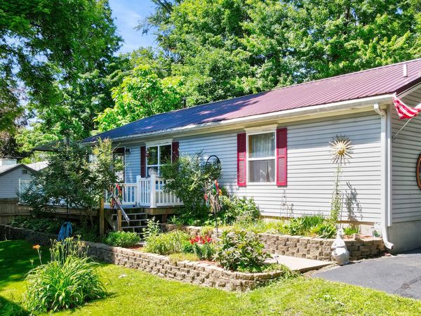 6859 Paradise Park, Saranac, MI 48881