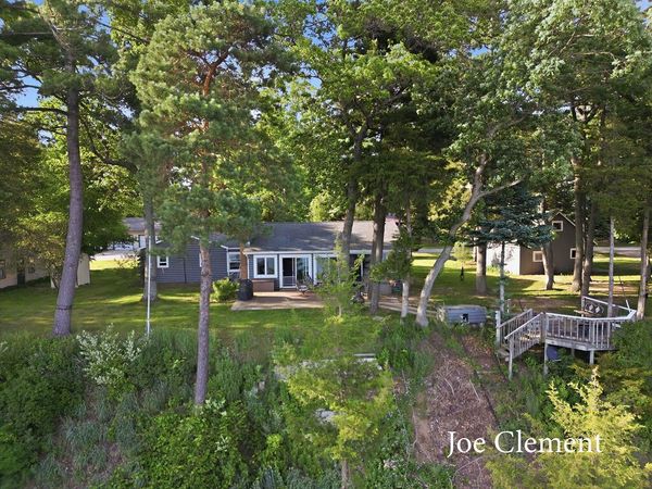5708 E 52nd Street, Newaygo, MI 49337