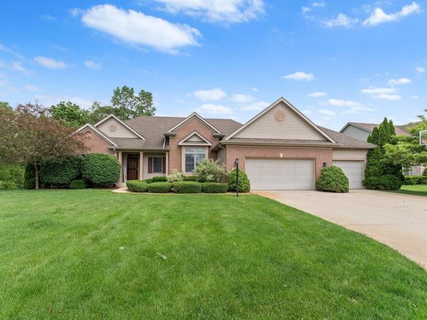 50910 Stonebridge Drive, Granger, IN 46530